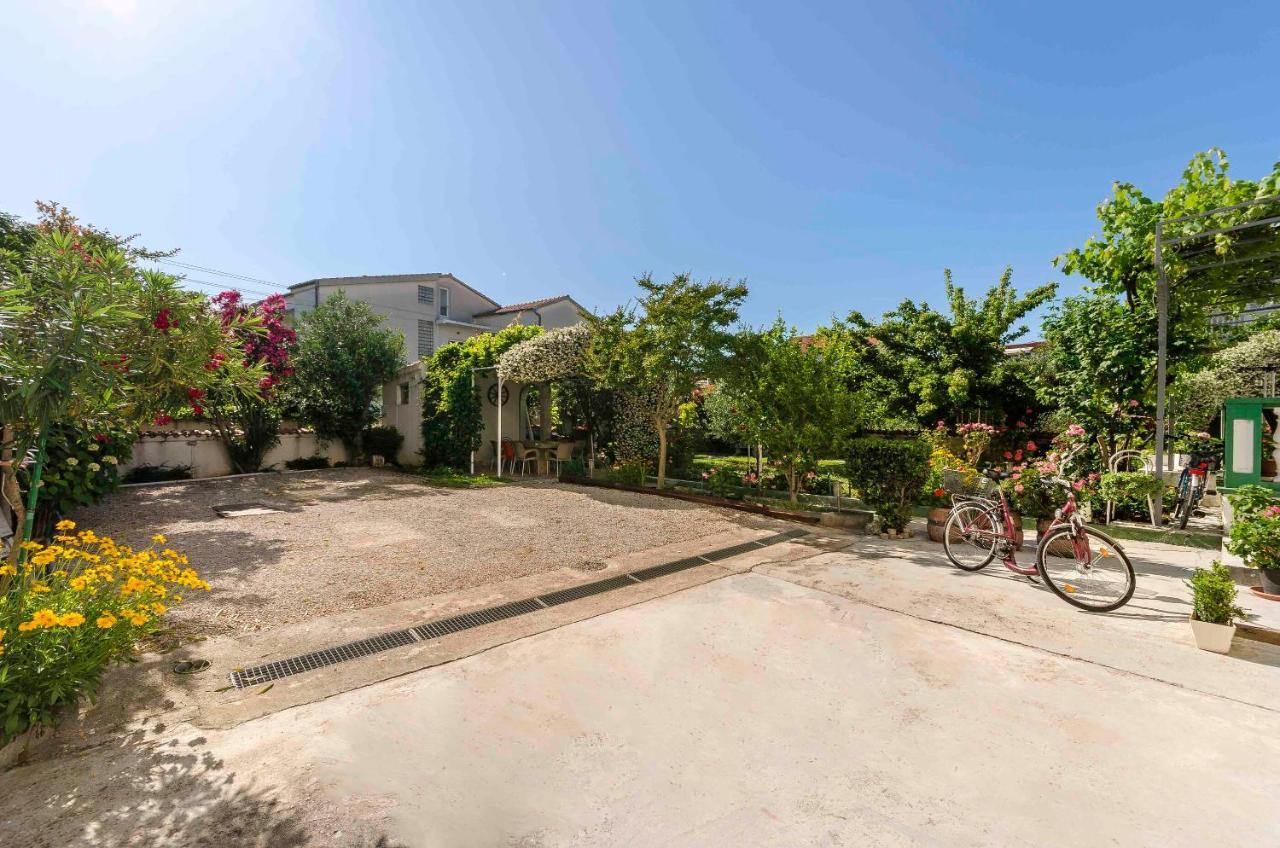 Apartments Zanze Vodice Luaran gambar