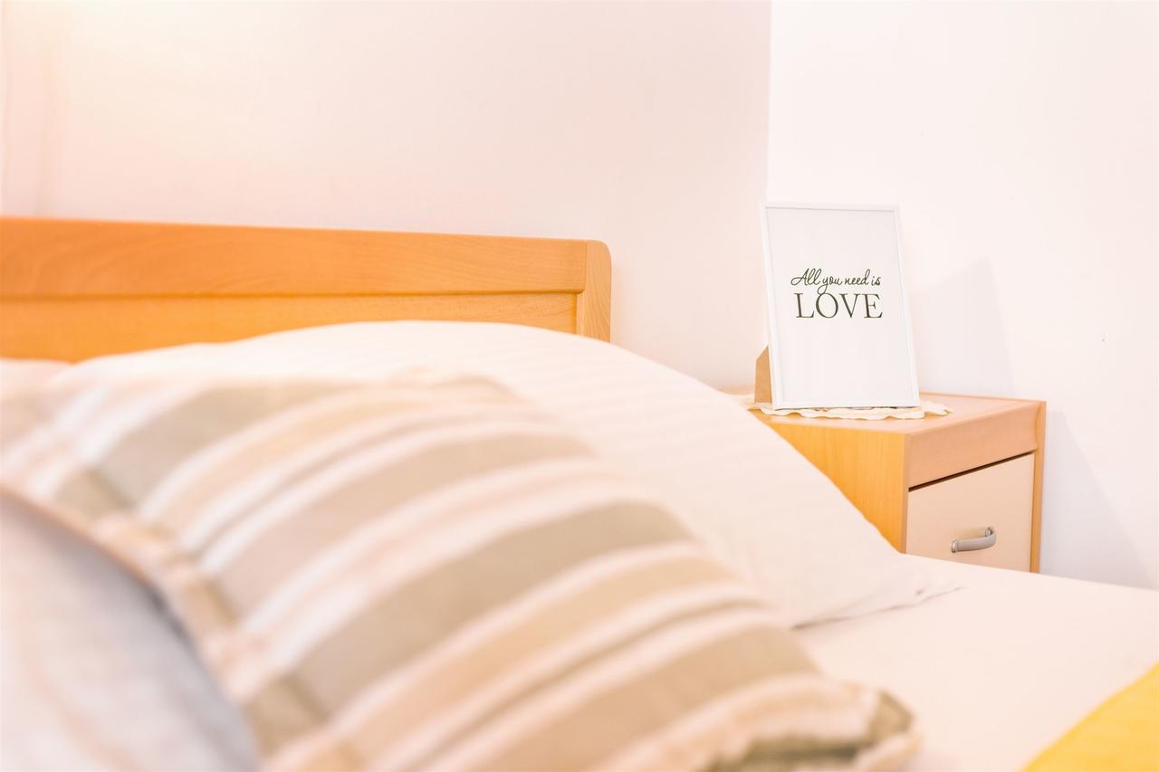 Apartments Zanze Vodice Luaran gambar