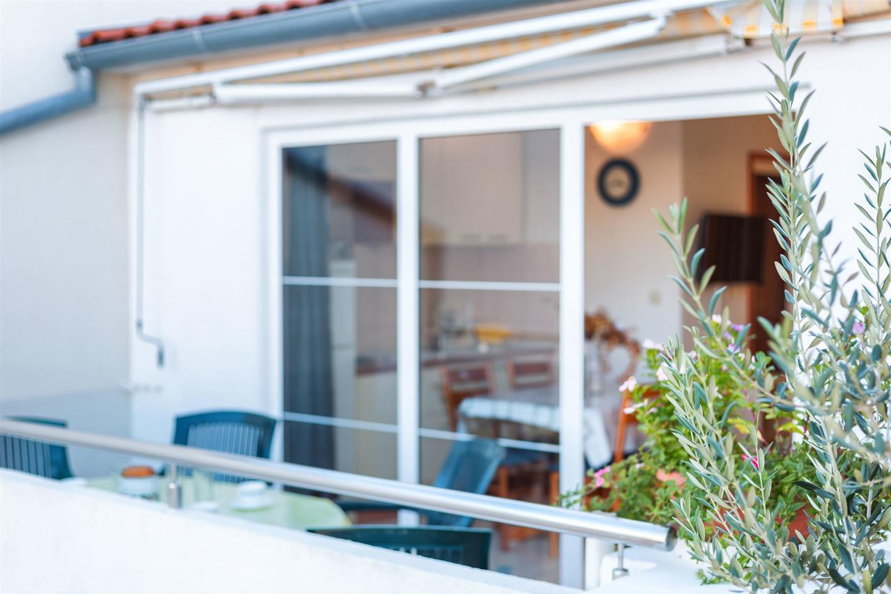 Apartments Zanze Vodice Luaran gambar